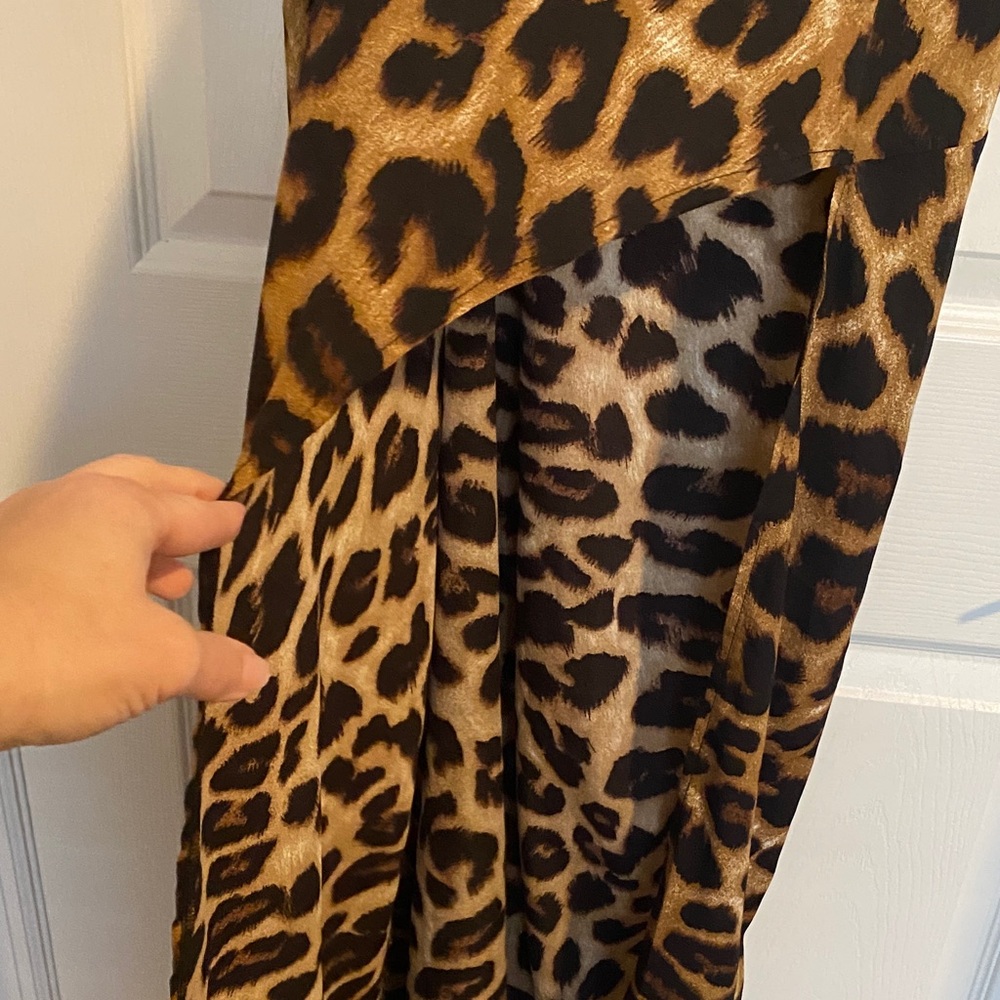 SHEIN Leopard Print off one should long shirt/tunic  tiered/split - Picture 5 of 5